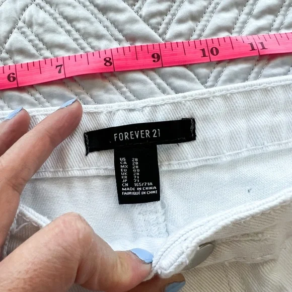 Forever 21 Distressed Denim Shorts - Picture 6 of 6